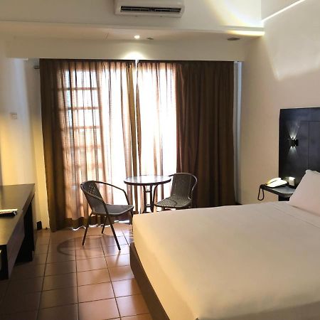 Flamingo Hotel By The Lake, Kuala Lumpur Ampang  Dış mekan fotoğraf